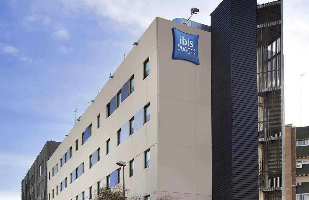 Ibis Budget Málaga Centro-1