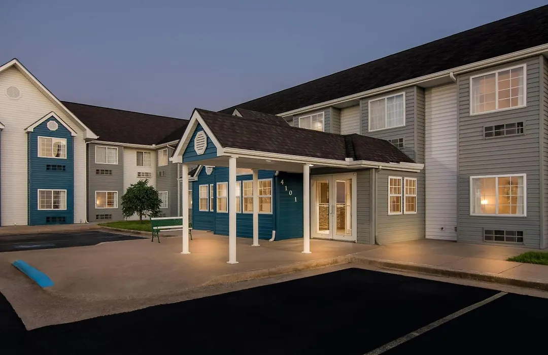 Microtel Inn & Suites By Wyndham Joplin-1
