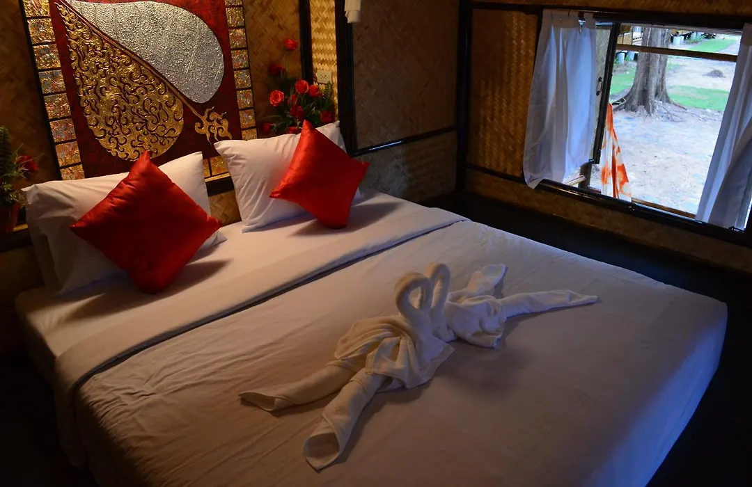 Eco Lanta Hideaway Beach Resort-1