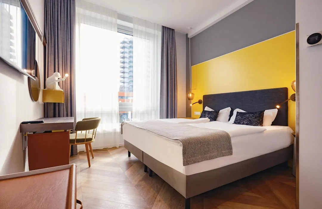 HIAMO Hotel Hamburg-Bergedorf-1