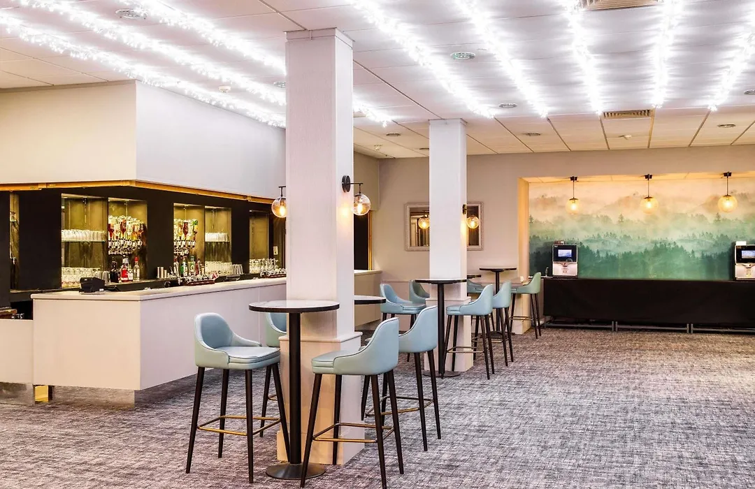 Mercure Maidstone Great Danes Hotel-1