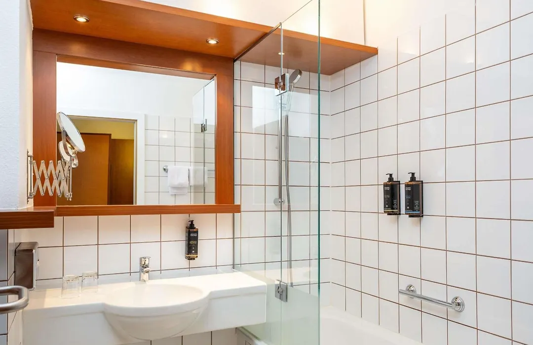 Hotel Mercure Wien Westbahnhof-1