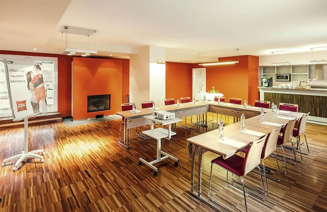 Ibis Praha Old Town-1