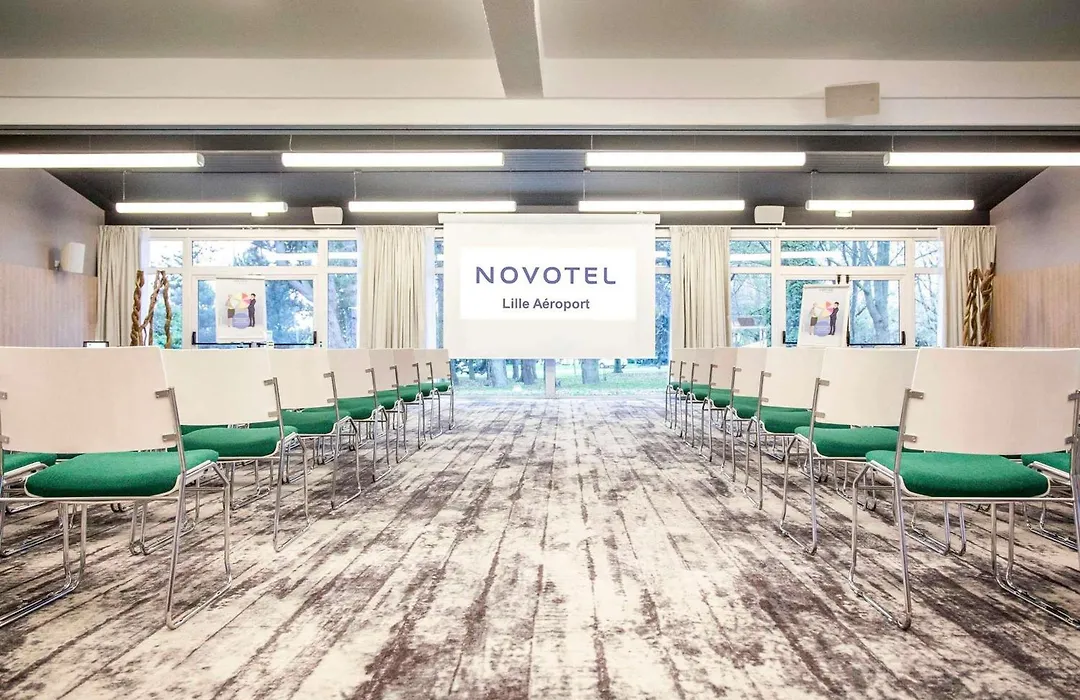 Novotel Lille Aéroport-1