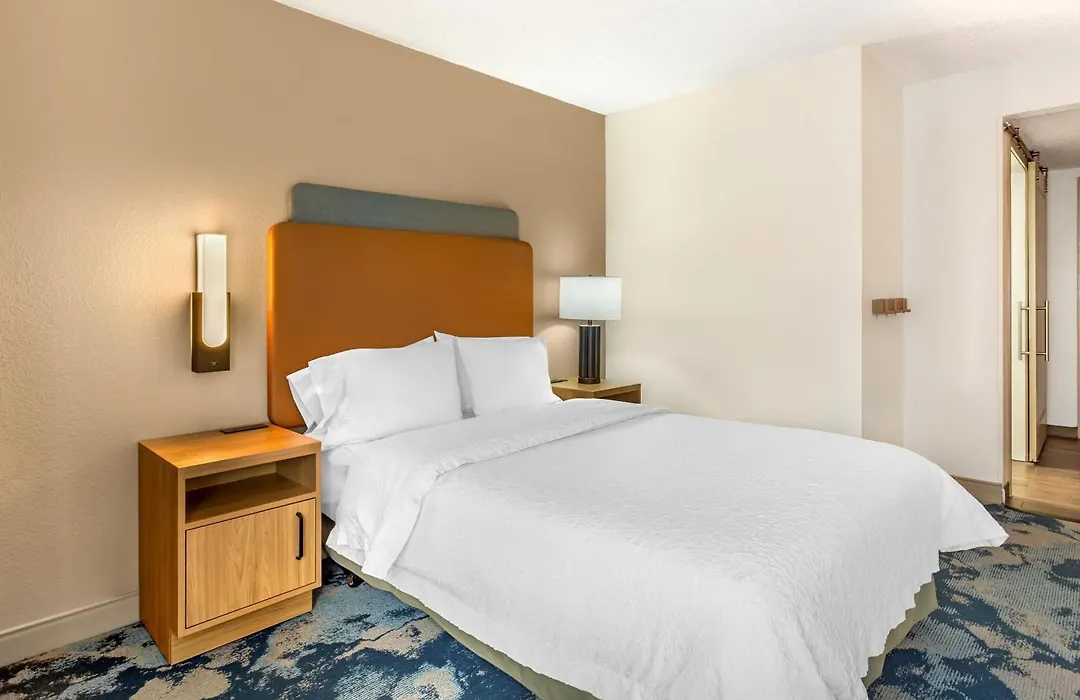 Hampton Inn Tampa International Airport/Westshore-1