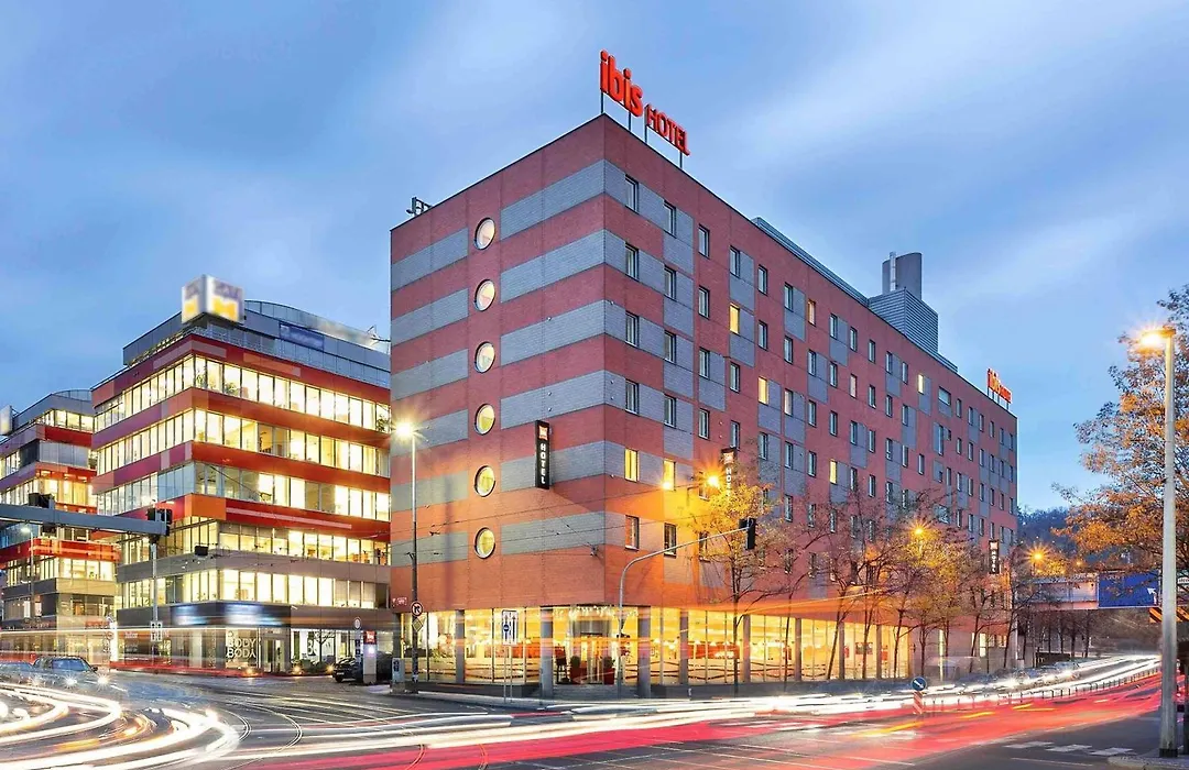 Ibis Praha Mala Strana-1