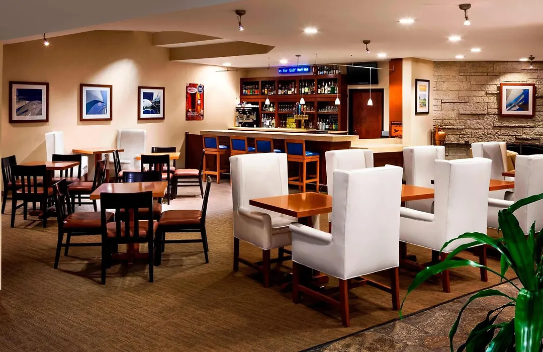 Four Points By Sheraton Ventura Harbor Resort-1