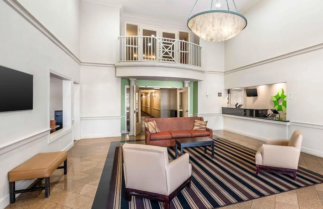 Extended Stay America Suites - Tampa - Airport - N Westshore Blvd-1