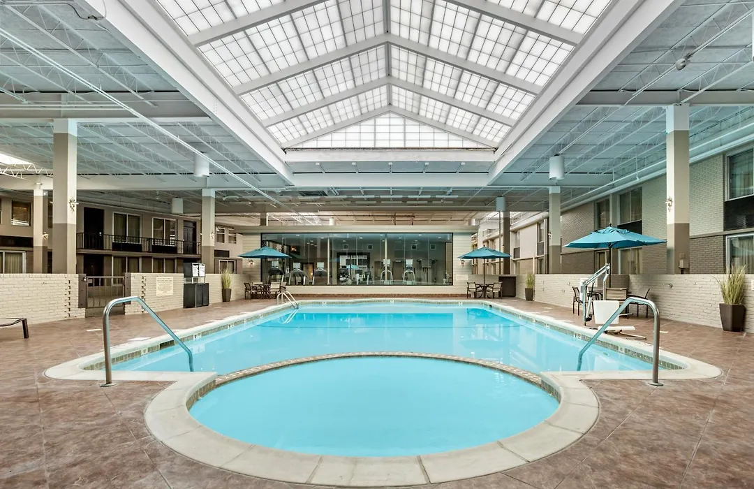Best Western Plus Kingston Hotel And Conference Center-1