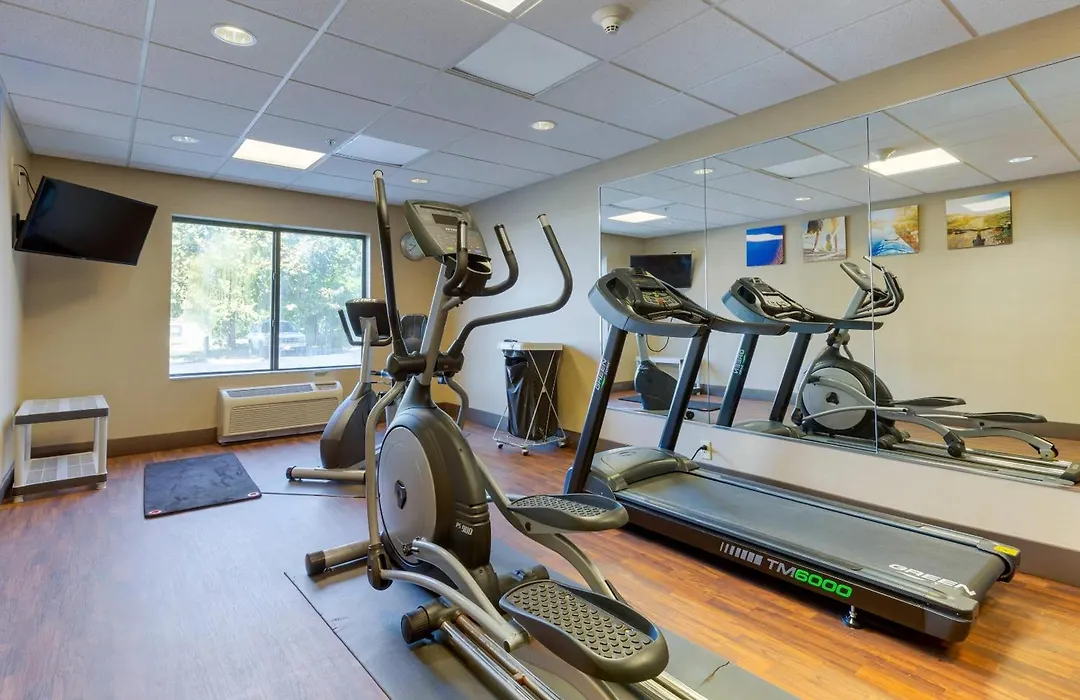 Comfort Inn & Suites Cambridge-1