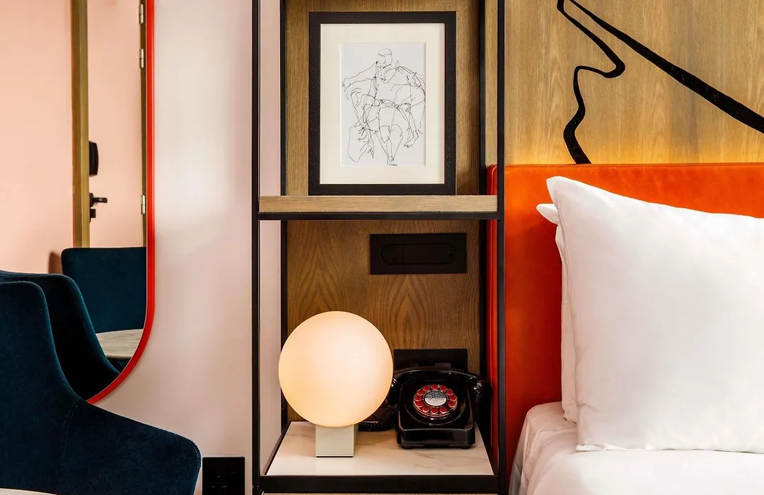 Ibis Styles Edinburgh St Andrew Square-1