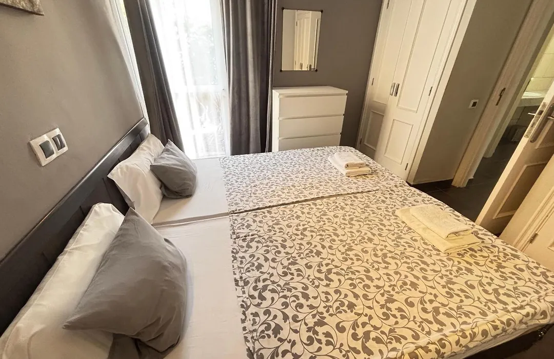 Yucca Park ApartHotel-1