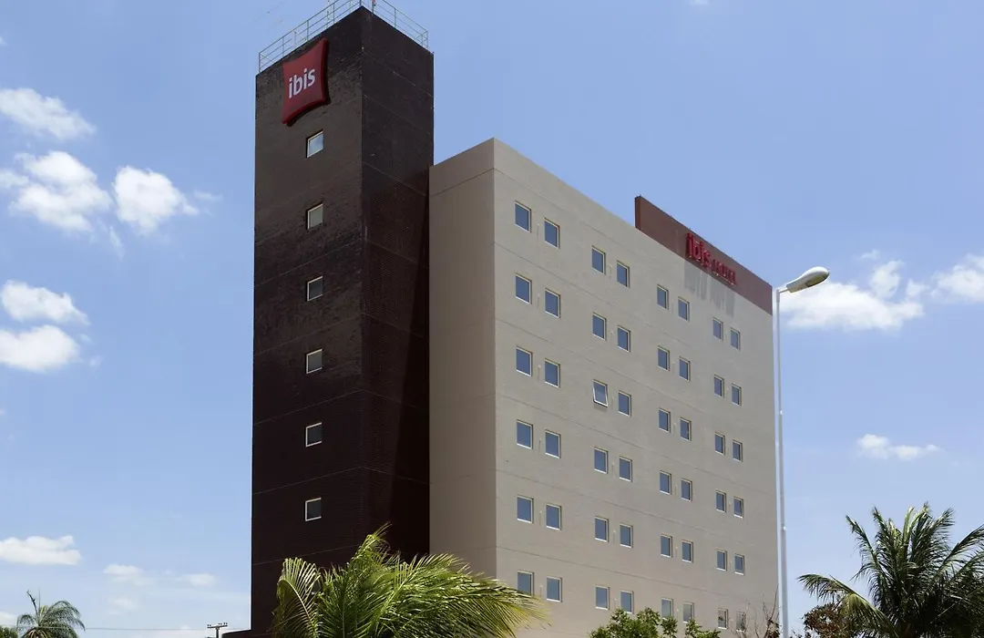 Ibis Petrolina-1