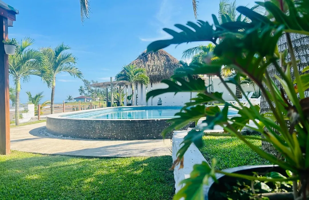 Hotel Lunazul In Costa Esmeralda-1