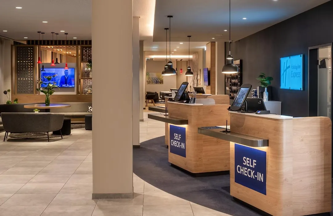 Holiday Inn Express - Munich North By Ihg-1