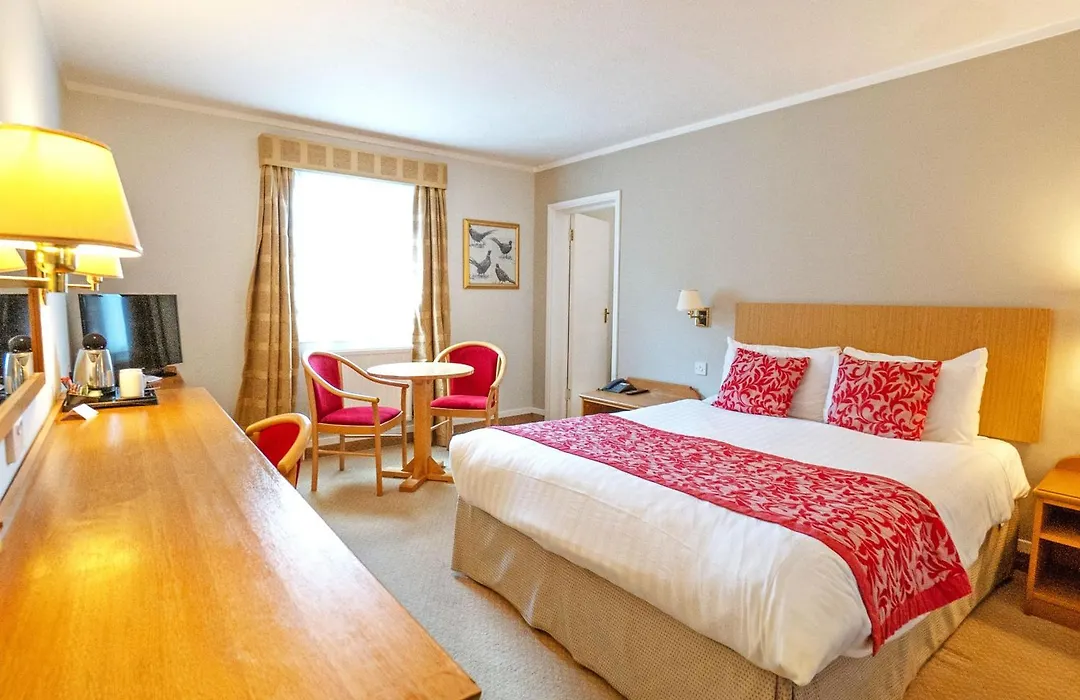 The Hickstead Hotel By Uno-Free Parking-1