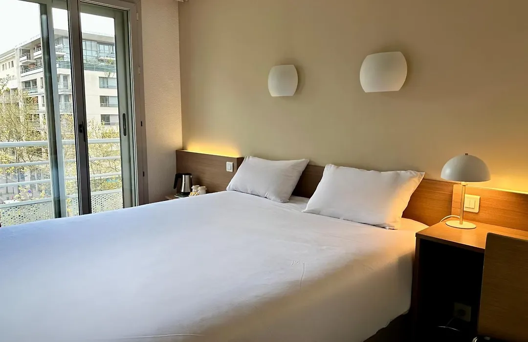 Campanile Paris 12 - Bercy Village-1