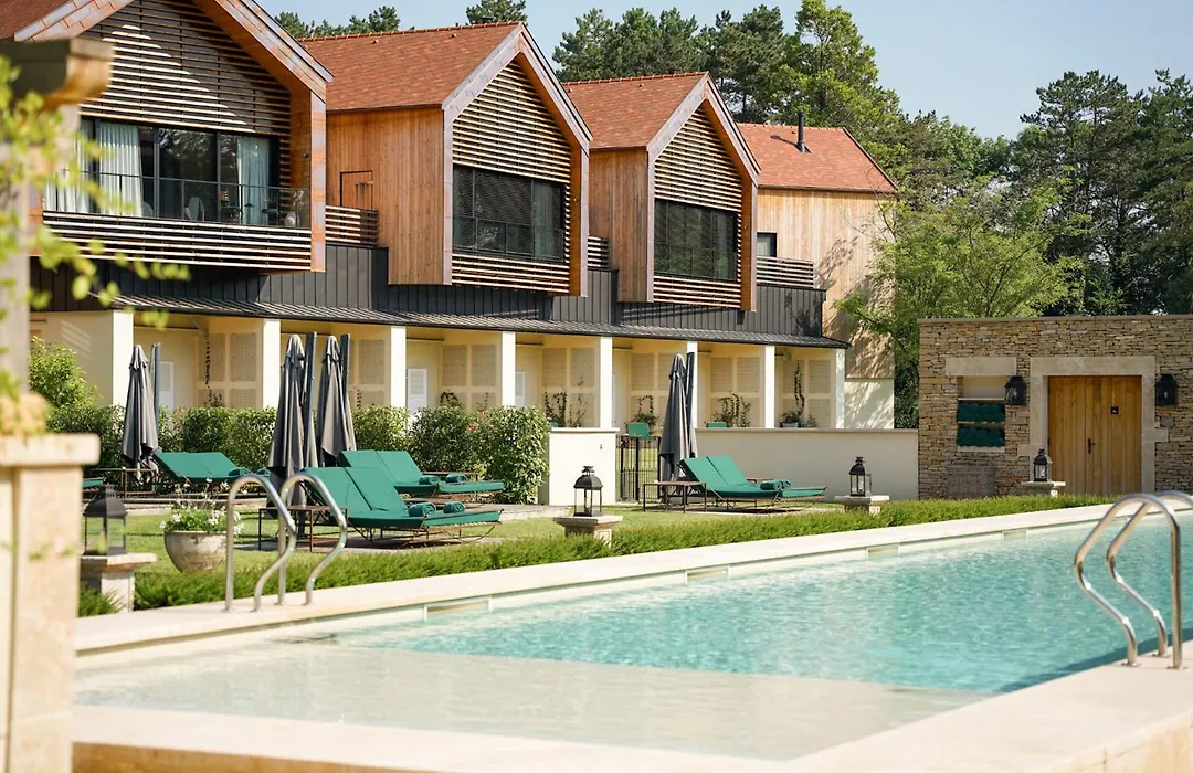 Hostellerie De Levernois-1