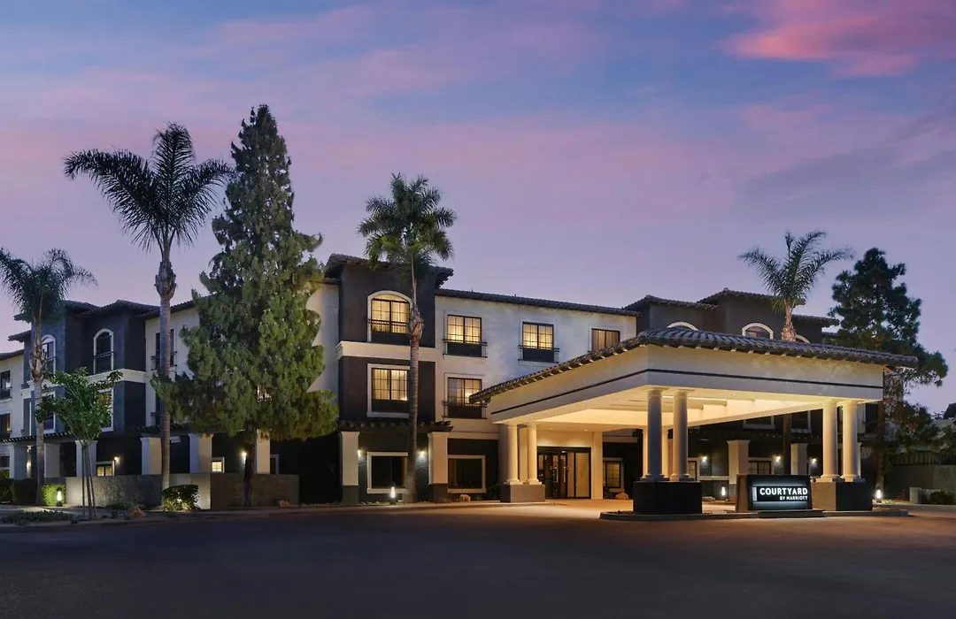 Courtyard By Marriott San Luis Obispo-1