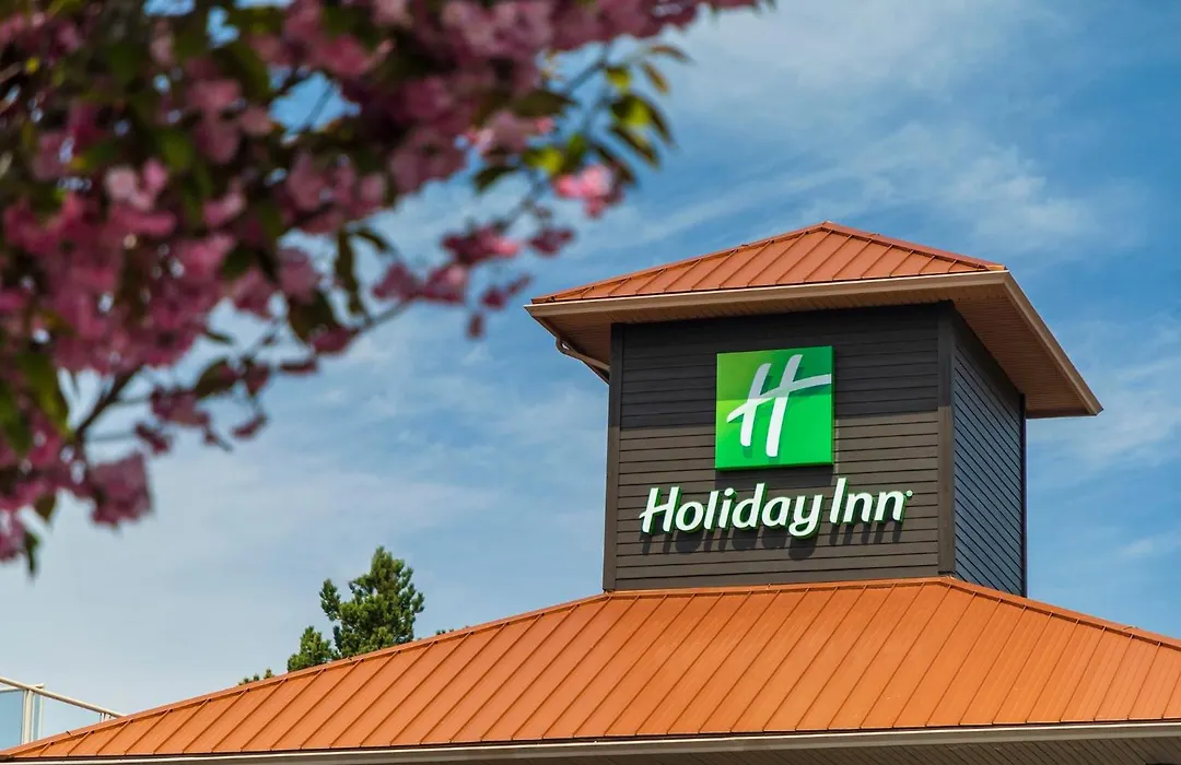 Holiday Inn Victoria - Elk Lake By Ihg-1