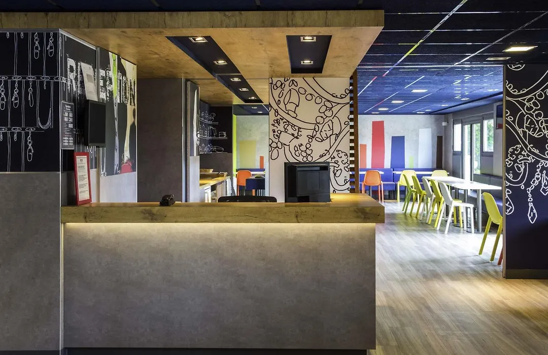 ibis budget Versailles Chateau Saint cyr l'Ecole-1