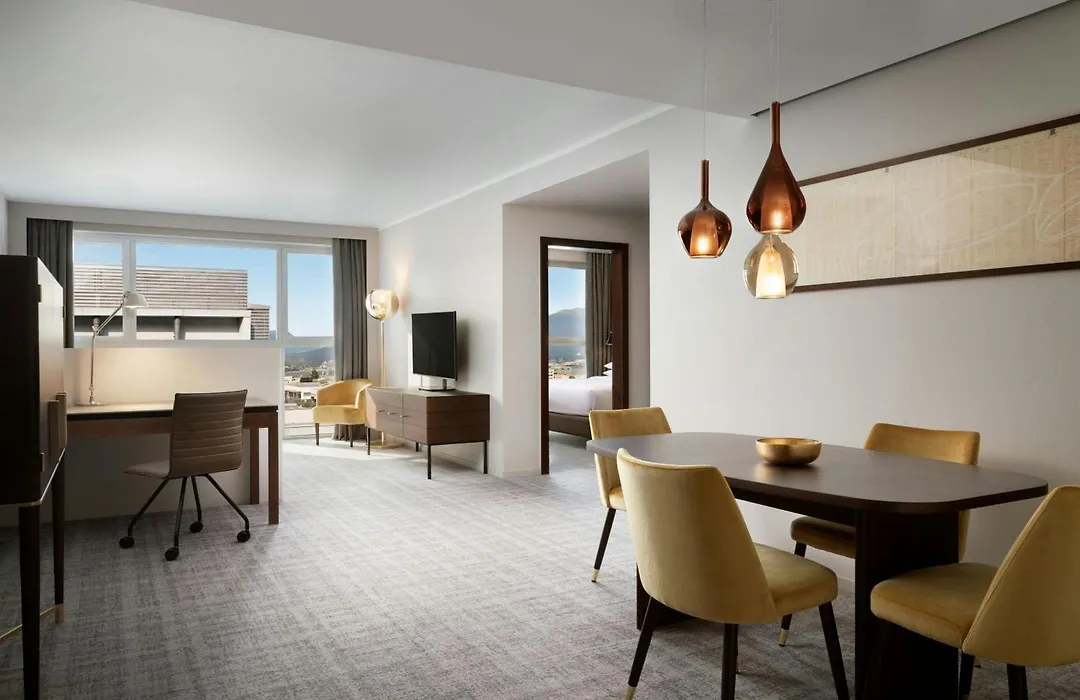 Four Points Sheraton Bolzano Bozen-1
