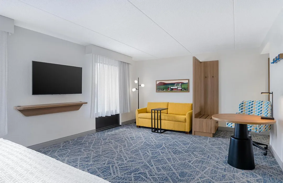 Hampton Inn And Suites Of Lamar-1