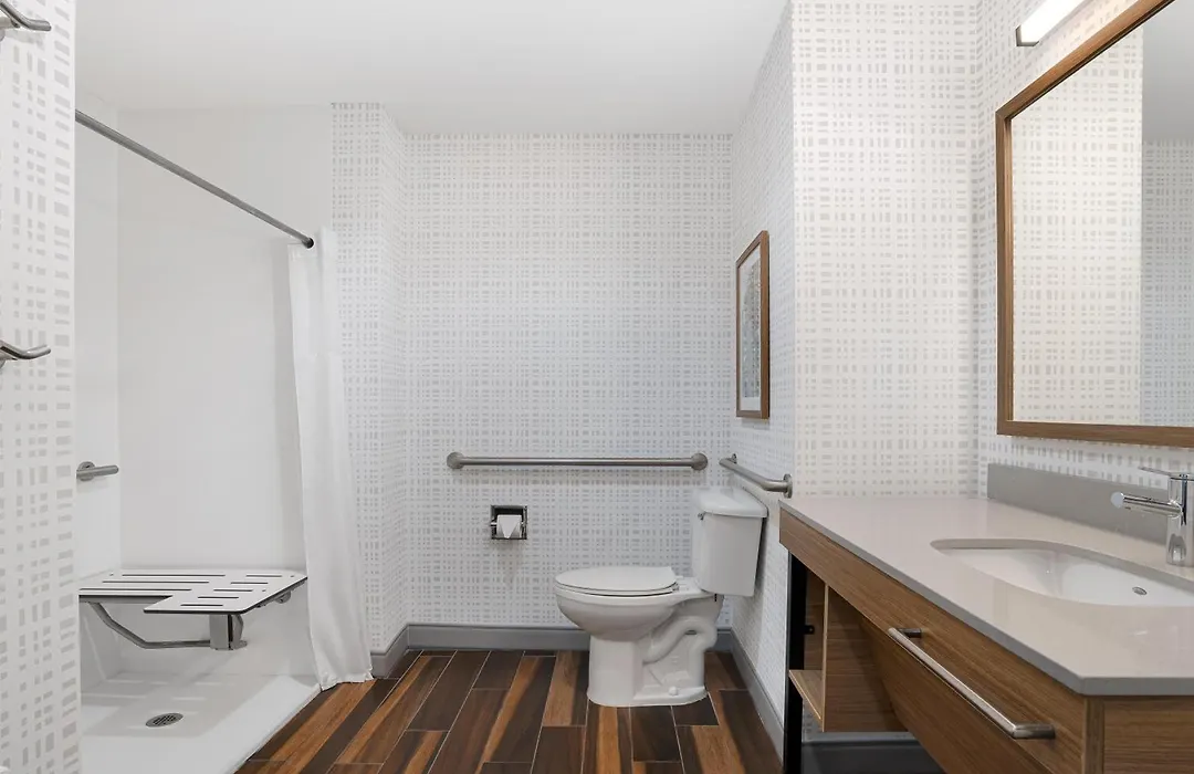 Hampton Inn And Suites Of Lamar-1