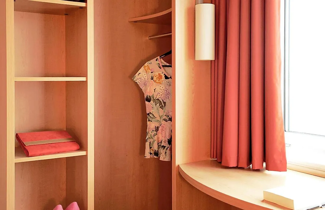 ibis Paris Pont de Suresnes Longchamp-1