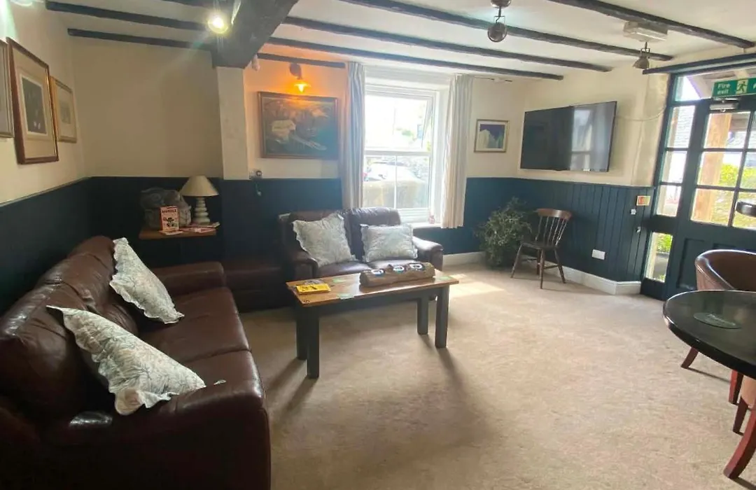 The Top House Inn-1