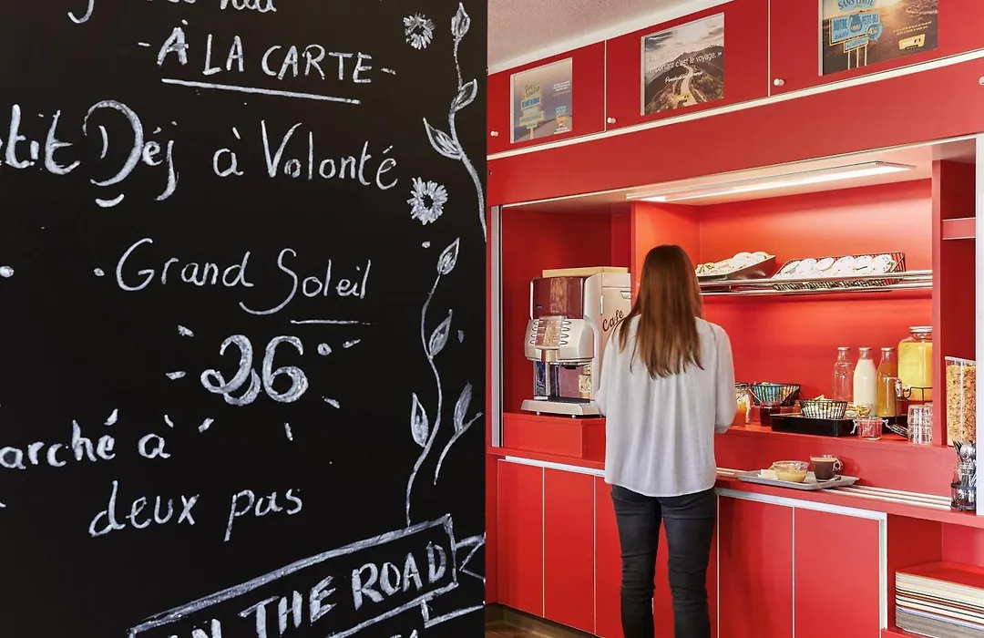 hotelF1 Amiens Est 12 rue des indes n0ires 80440 glisy-1