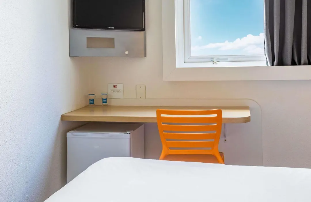 ibis budget Curitiba Centro-1