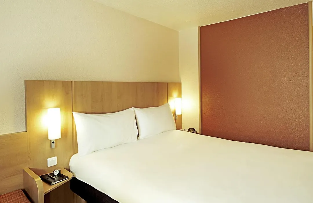 Ibis Uberlandia-1