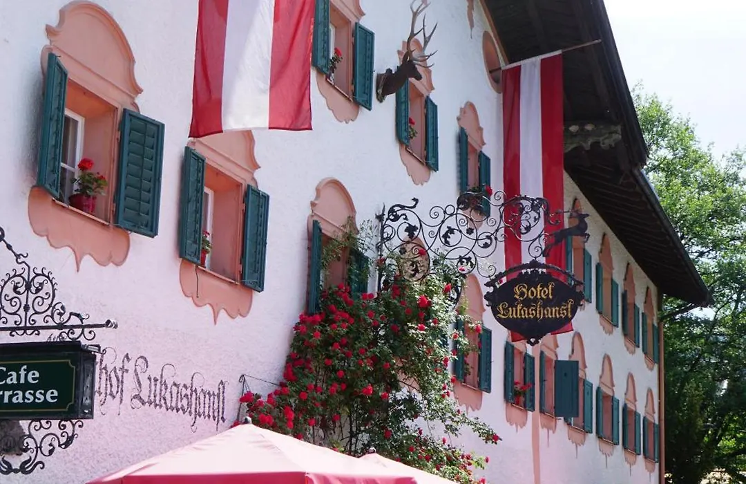 Hotel Lukashansl-1