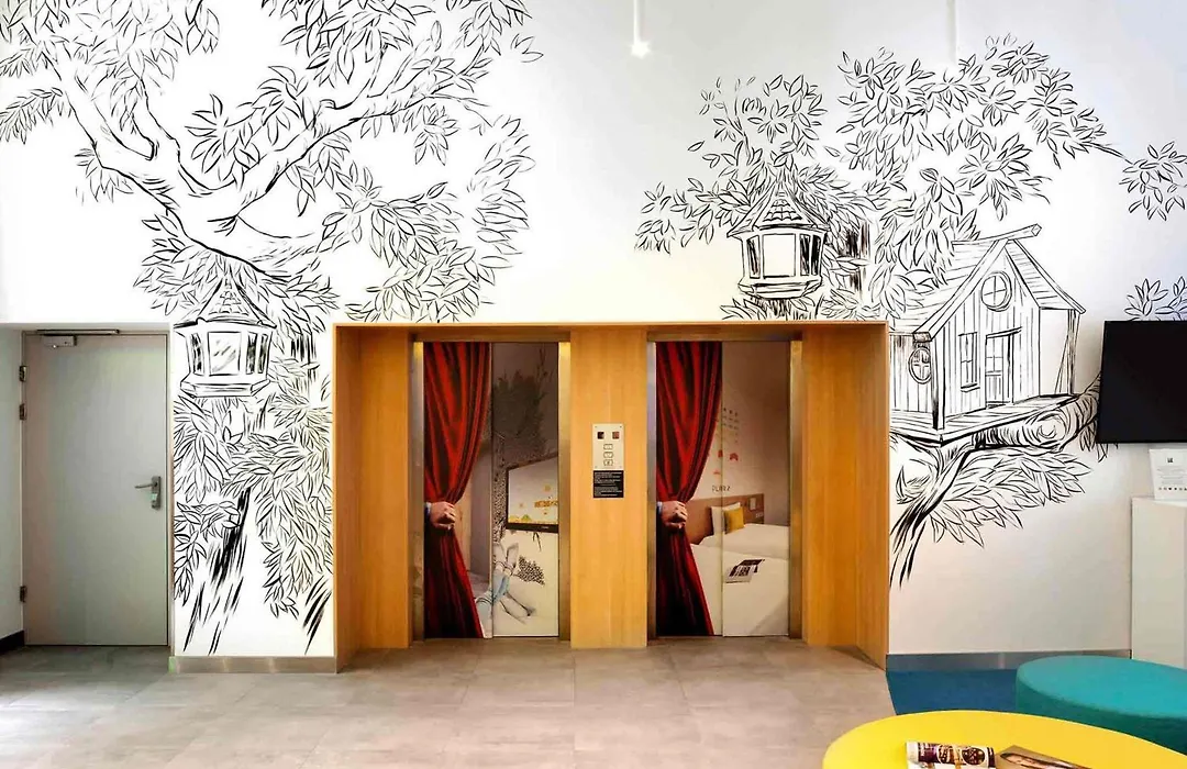 Ibis Styles Budapest Center-1