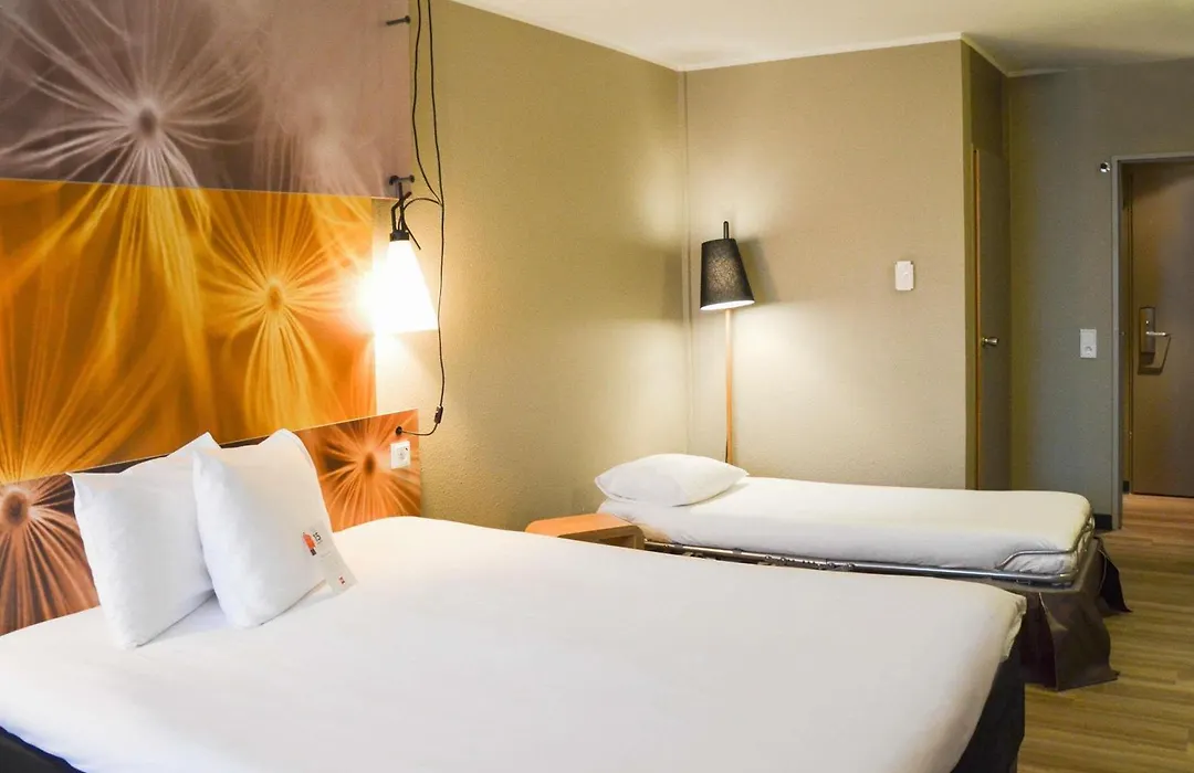 Ibis Hotel Frankfurt Airport-1