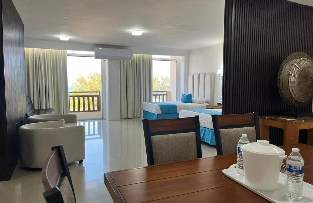 Howard Johnson By Wyndham Veracruz-1