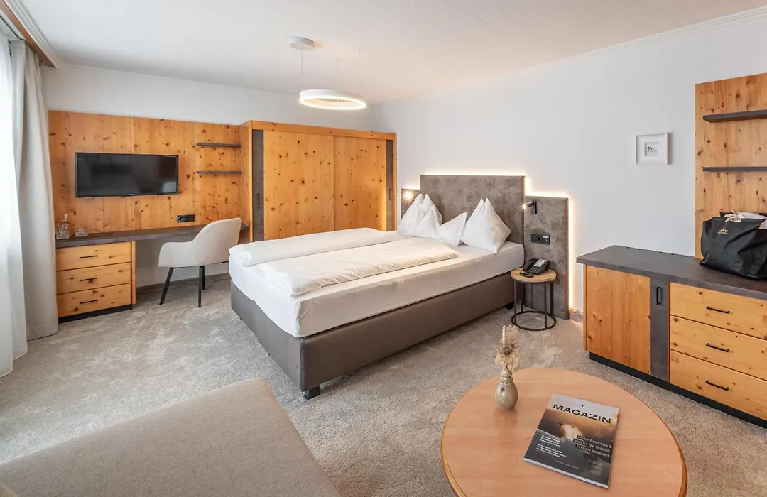 Hotel Olympia-1