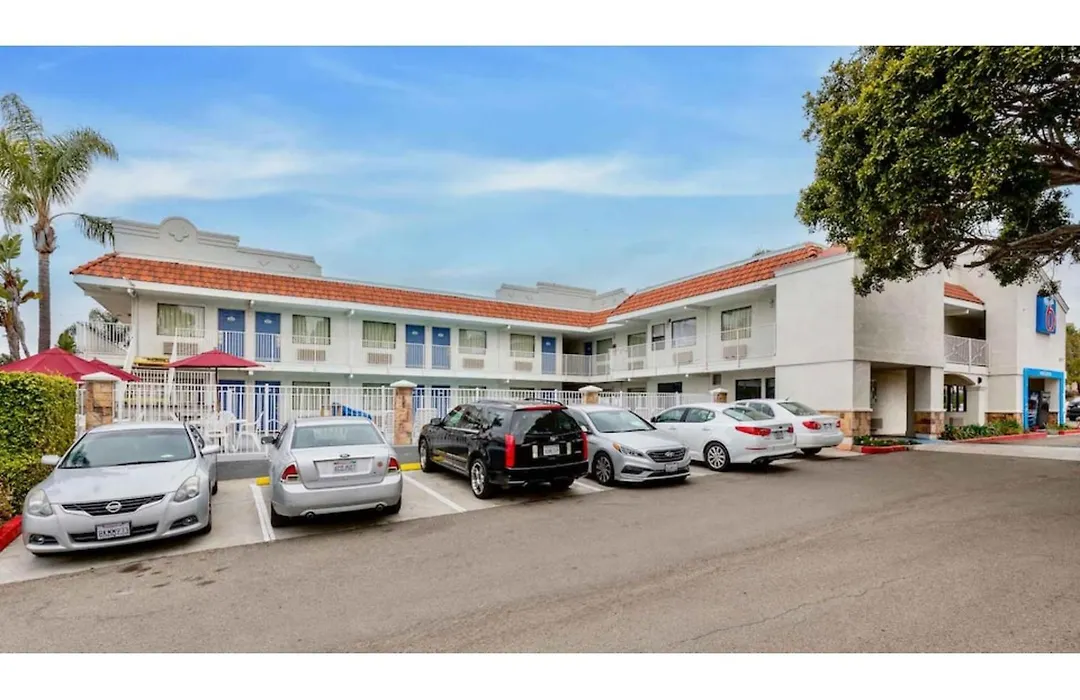 Motel 6-Carlsbad, Ca - East Near Legoland-1
