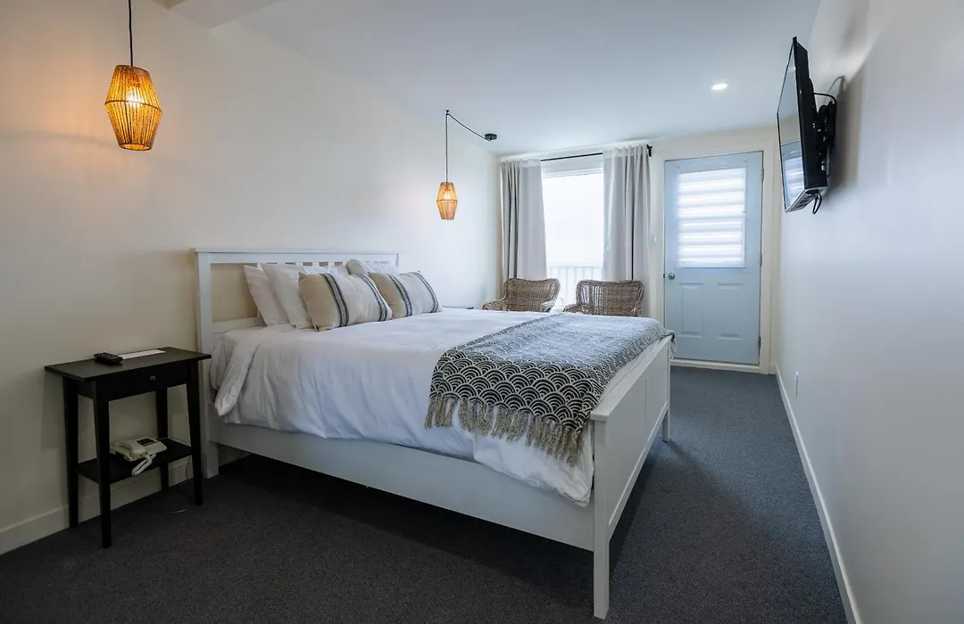 Auberge Sur Mer-1