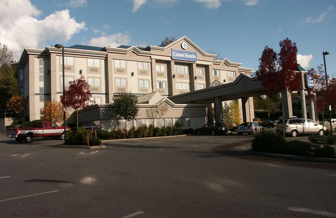 Coast Abbotsford Hotel & Suites-1