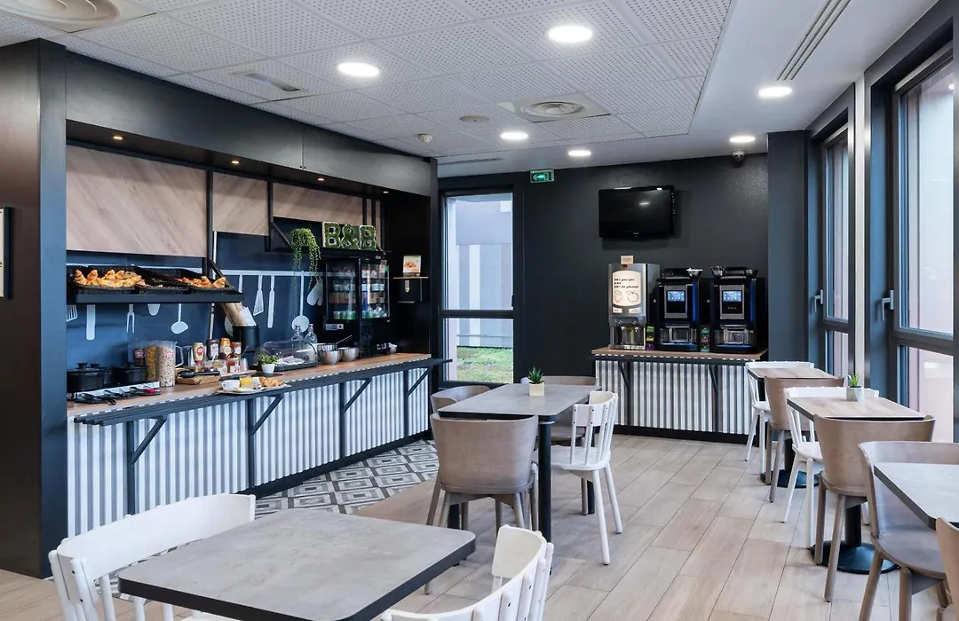 B&B HOTEL Lille Villeneuve d'Ascq Grand Stade 3 étoiles-1