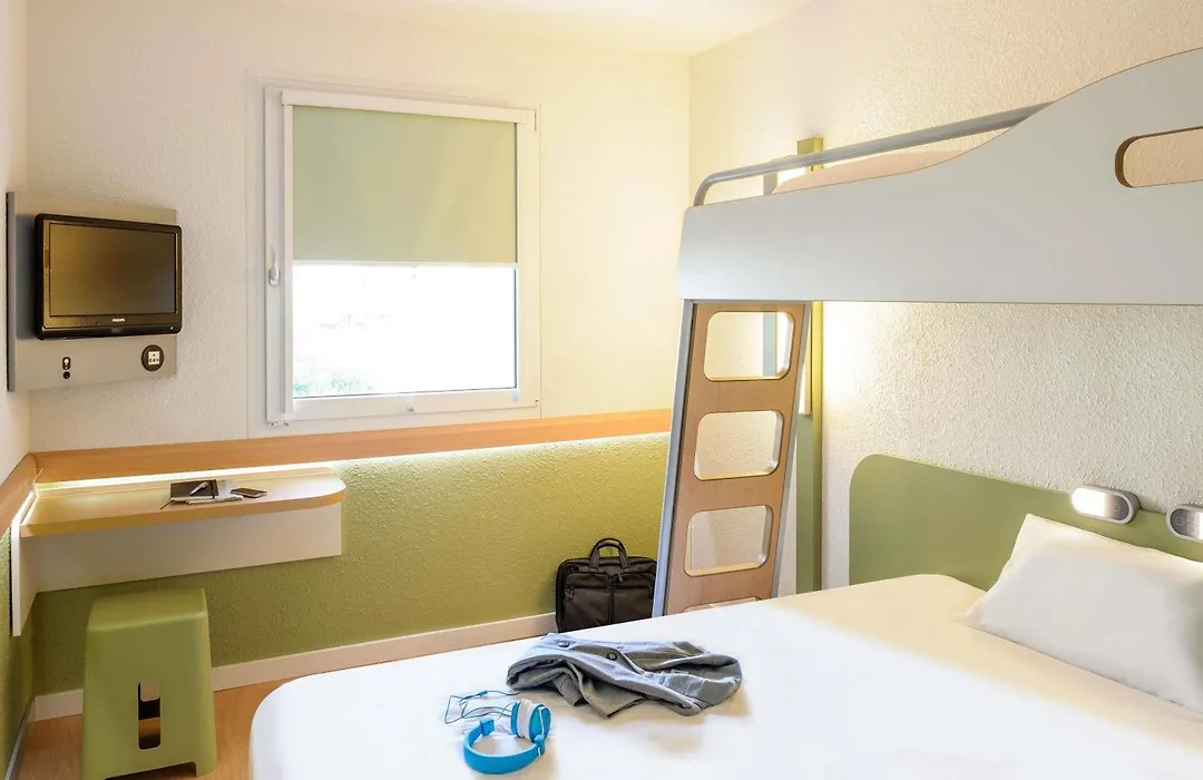 ibis Budget Caen Centre Gare-1