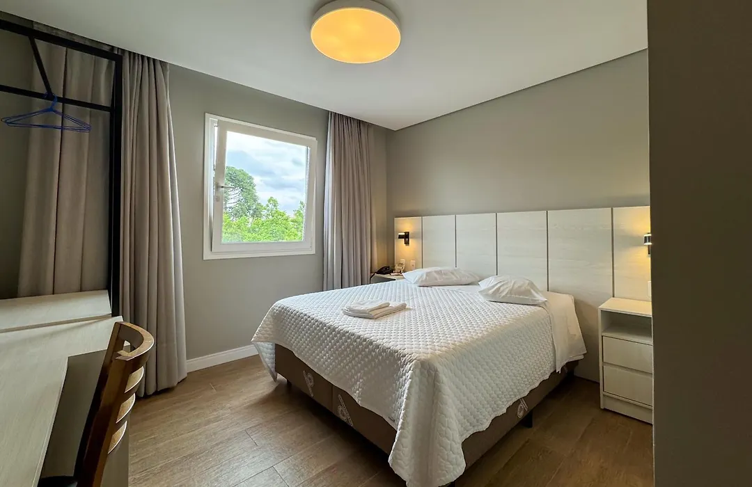 Hotel Emacite Flex-1