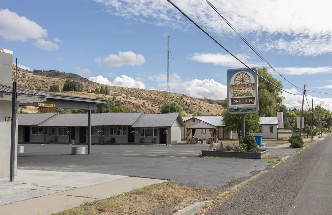 Oregon Trail Inn And Suites-1