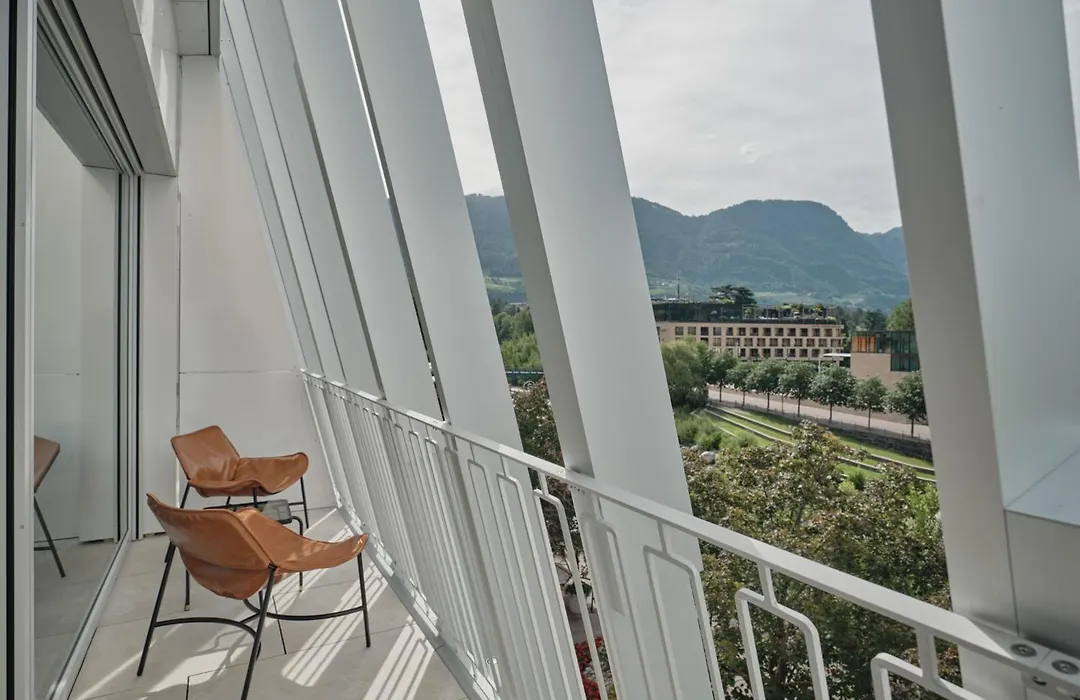 Hotel Aurora-1