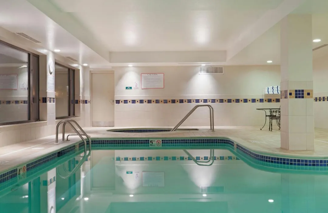 Holiday Inn Manchester Airport By Ihg-1