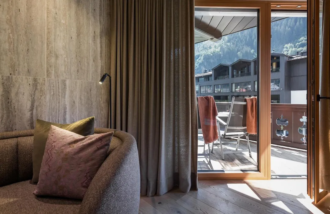 Neuhaus Zillertal Resort-1