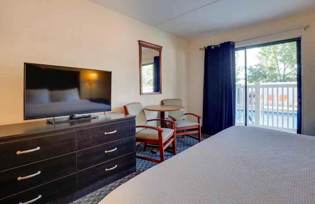 The Bay Resort-1