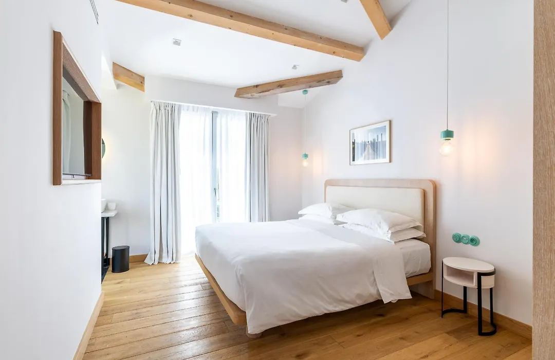 Auberge La Coste-1